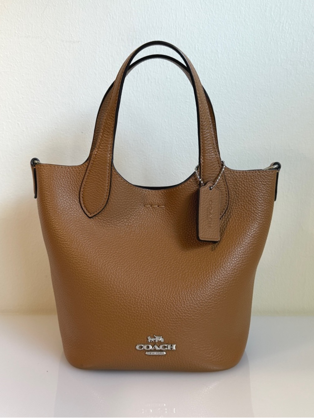 Coach Hanna Bucket Bag Saddle Brown - Picture 2 of 14